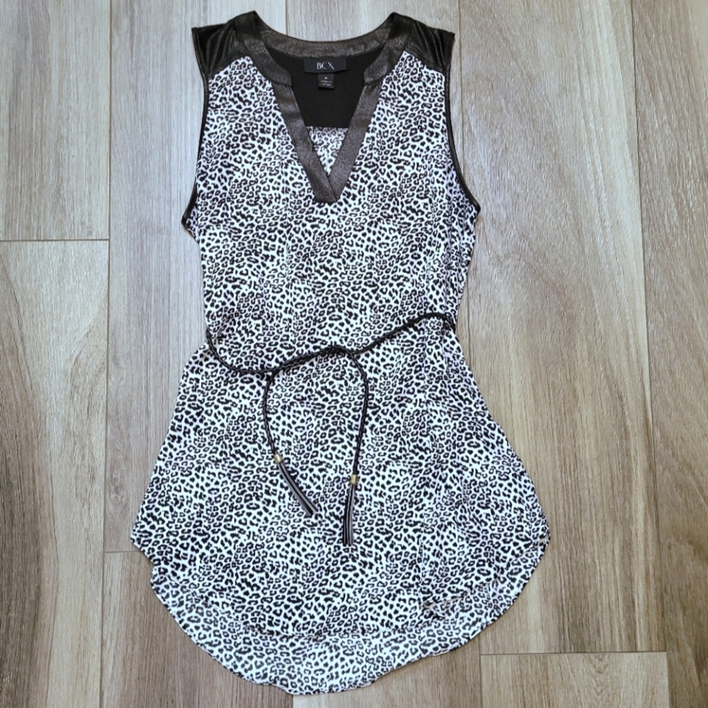 2/$25 🌿 | BCX | Animal Print Tunic